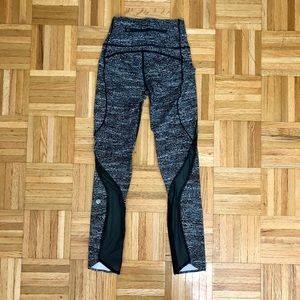 Lululemon Composition Notebook print leggings
